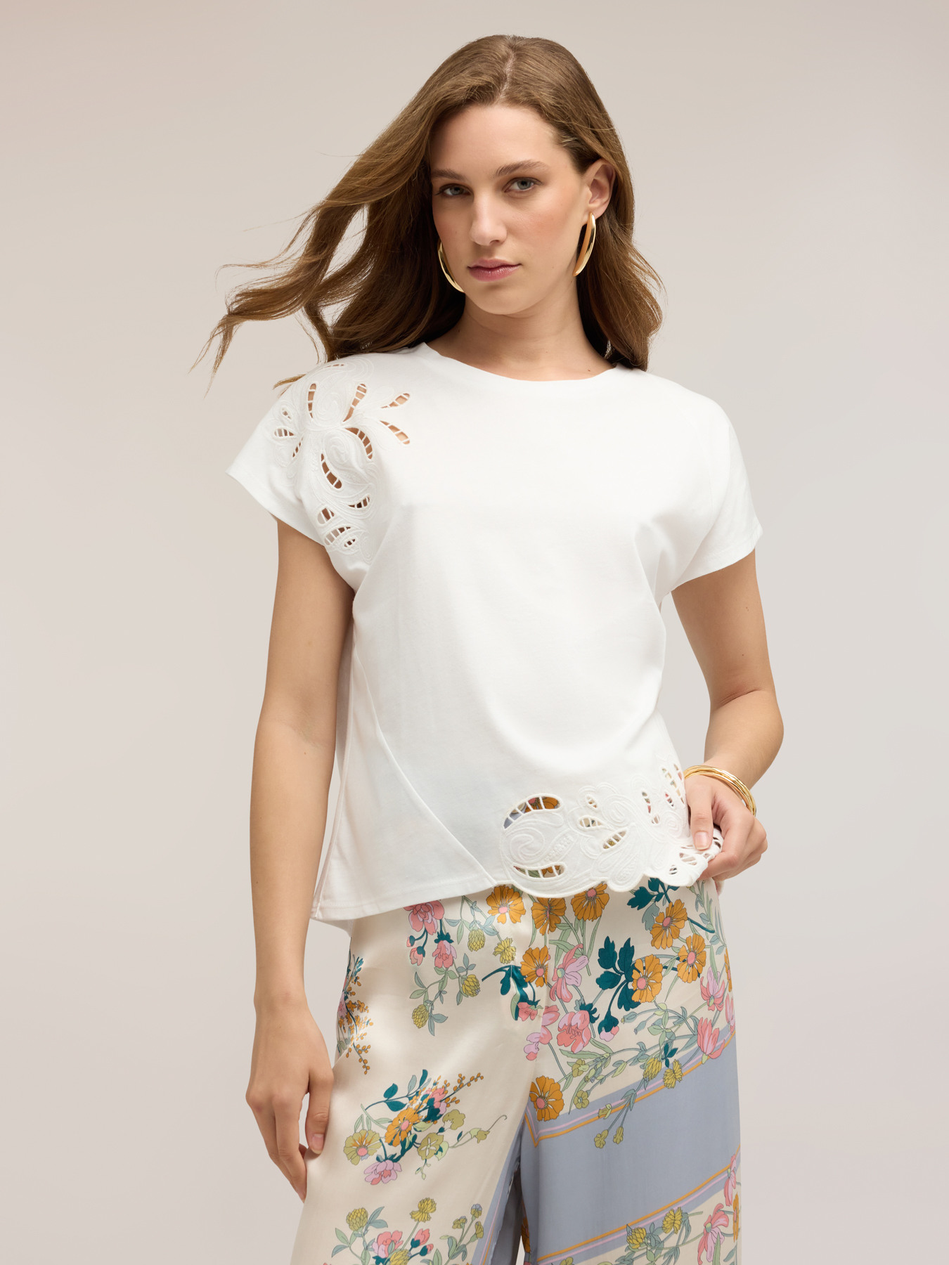 Jersey t-shirt with sangallo embroidery image number 0