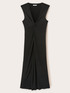 Jersey dress with knot image number 4