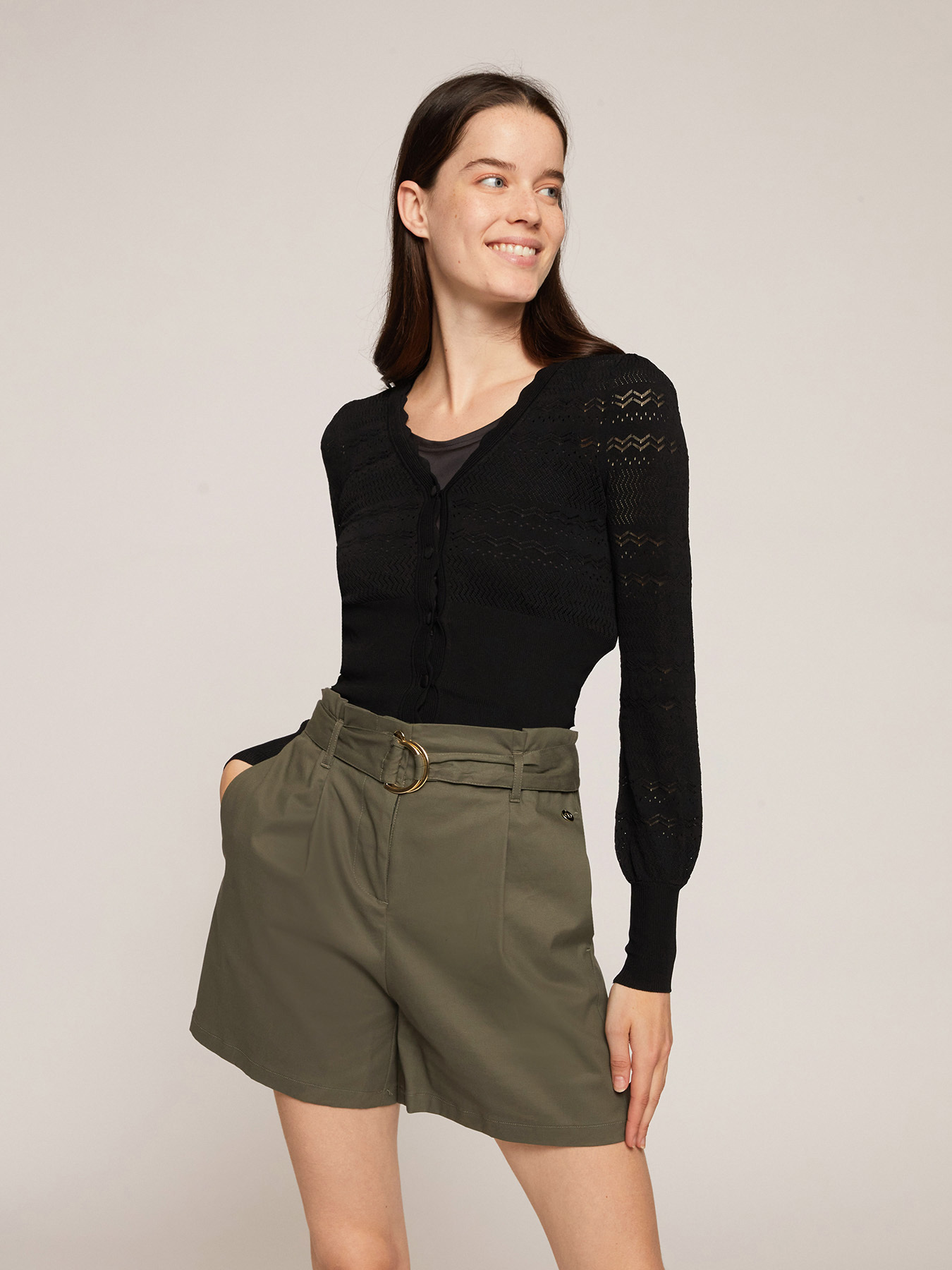 Strickjacke mit Lochmuster image number 0