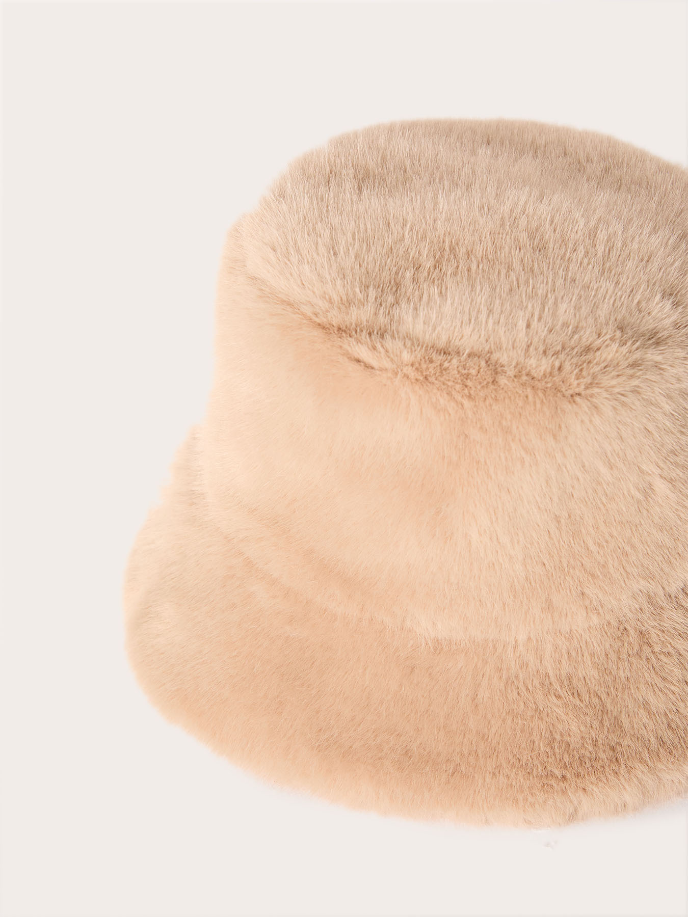 Plush effect hat image number 2
