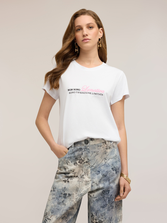 Jersey T-shirt with embroidered text