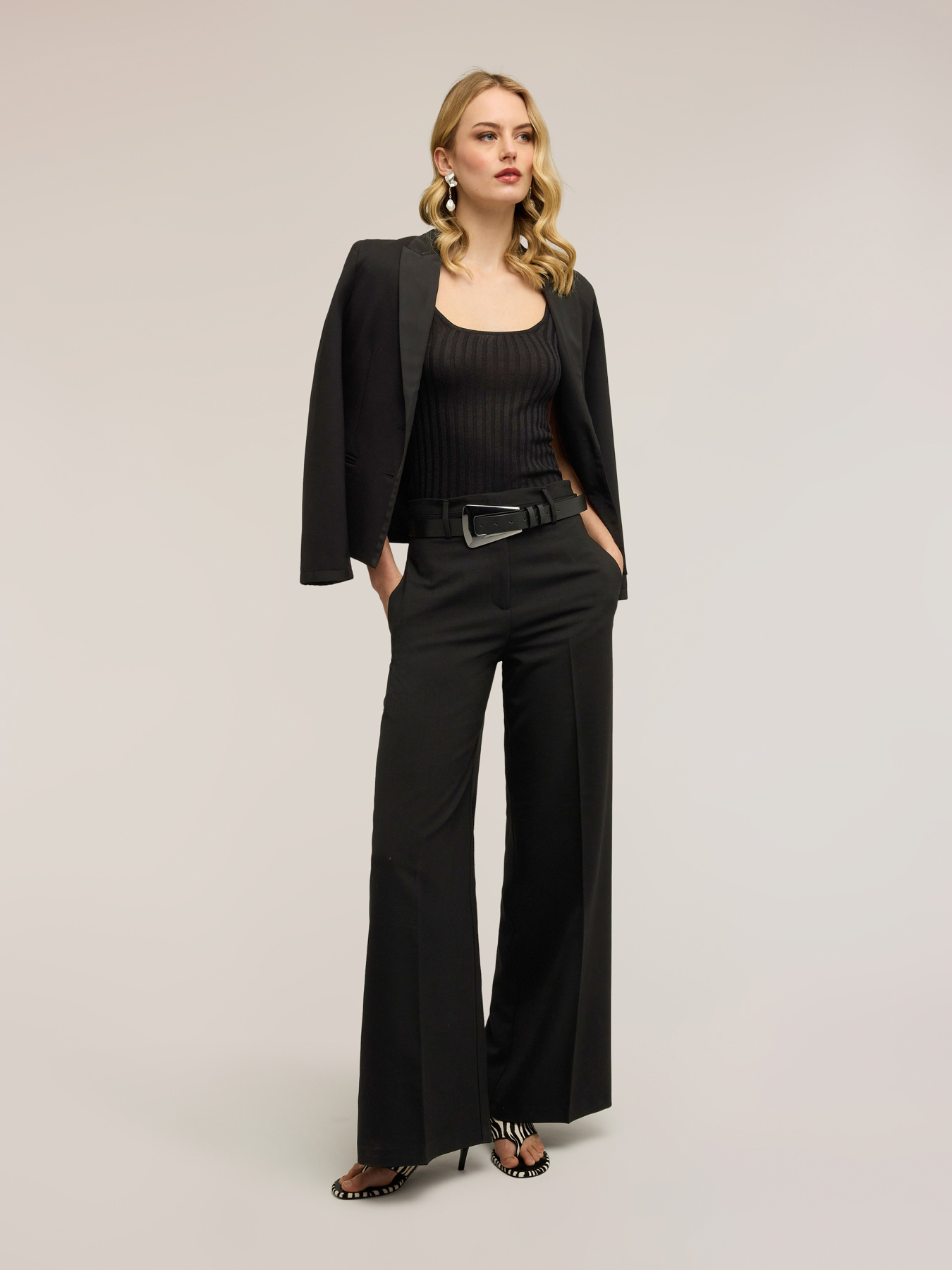 Jersey slim de lurex acanalado image number 3