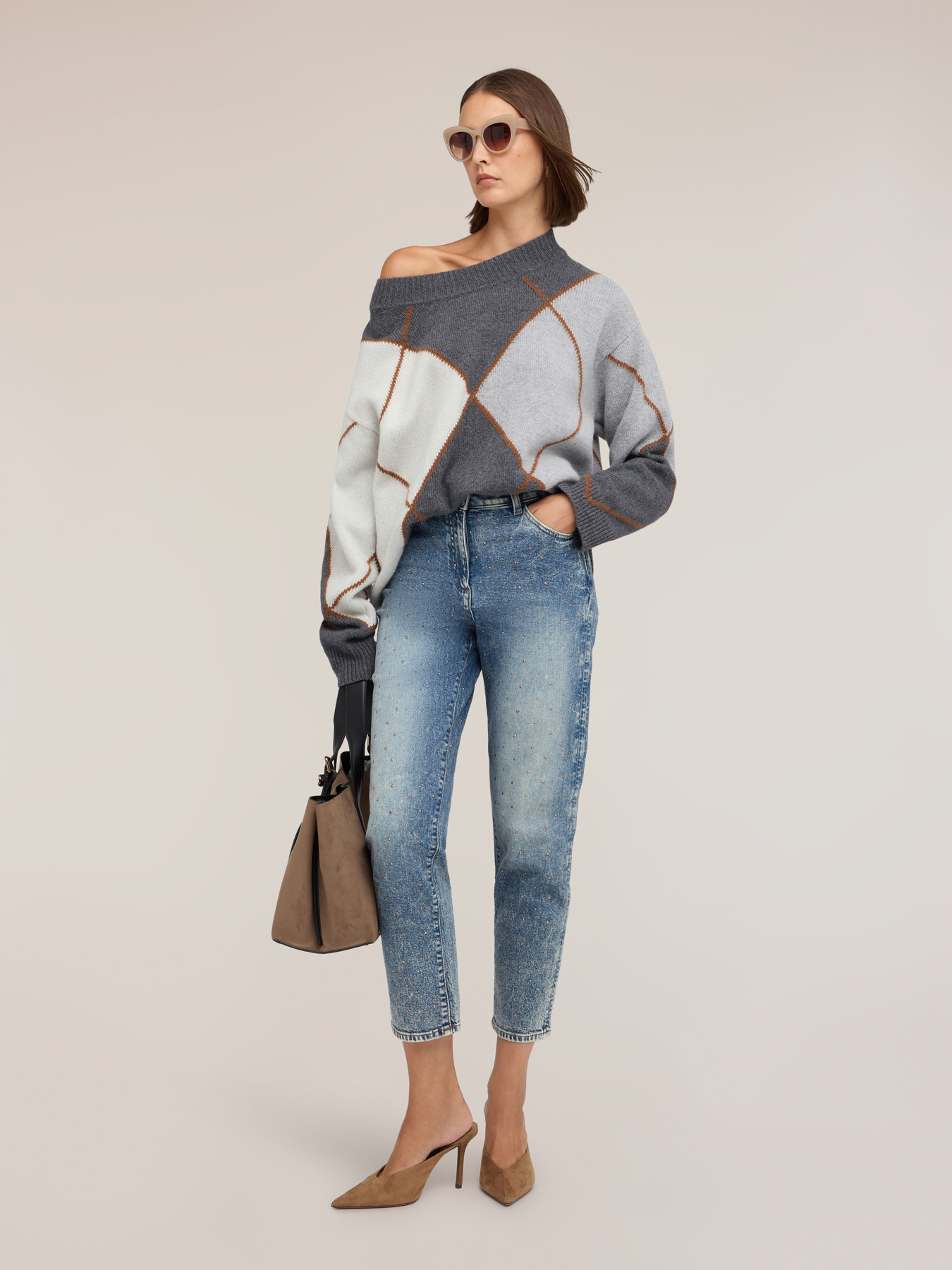 Wool-blend sweater with argyle pattern image number 2