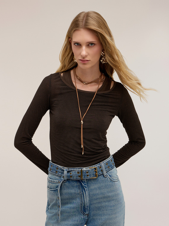 Gestreiftes T-Shirt mit Tanktop