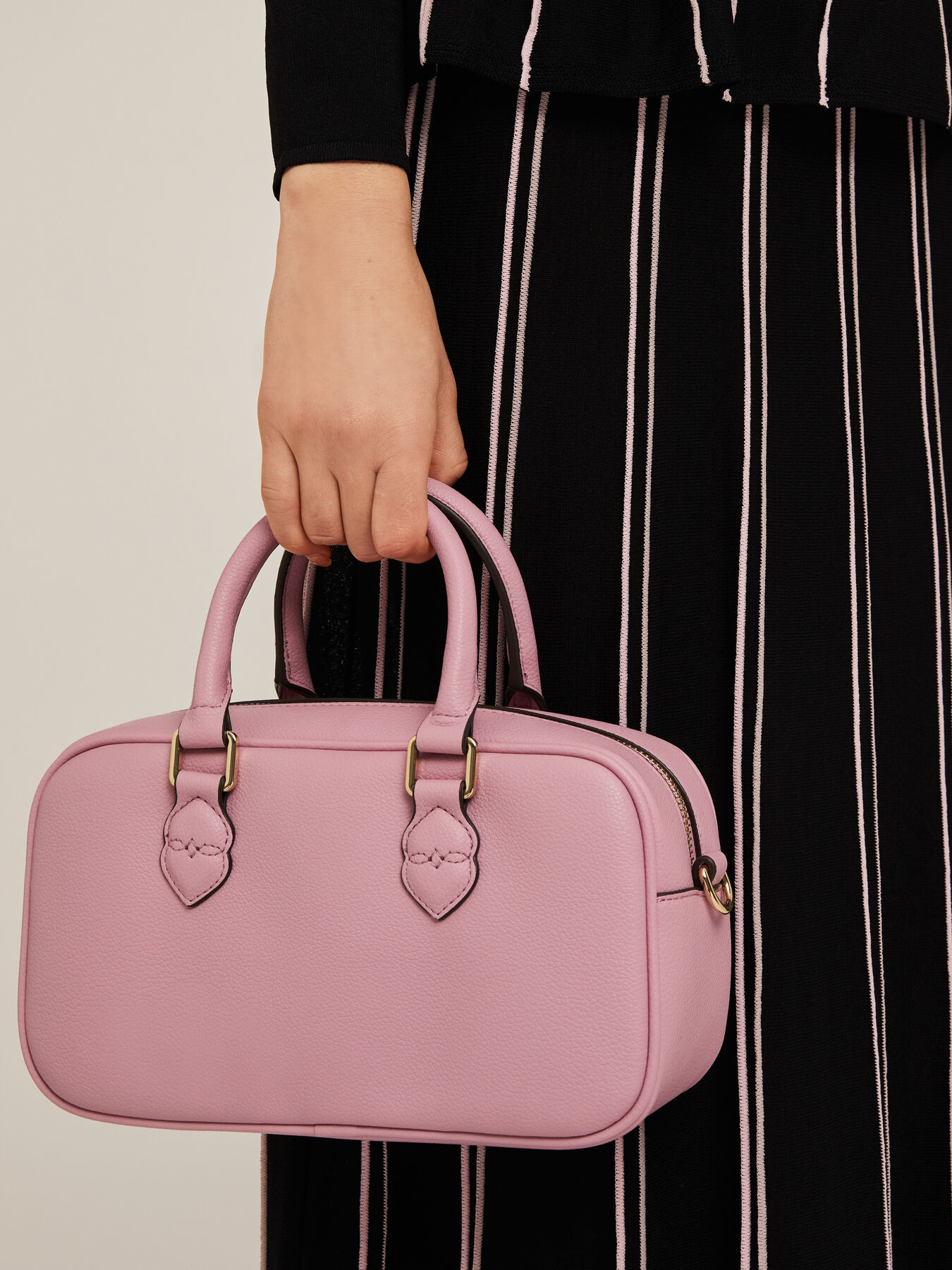 Bowling bag with handles image number 3