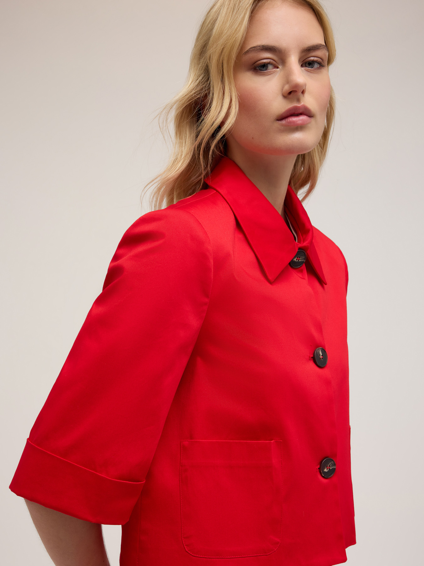 Short-sleeved jacket image number 3