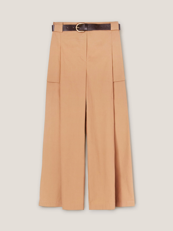 Wide-leg trousers with crease