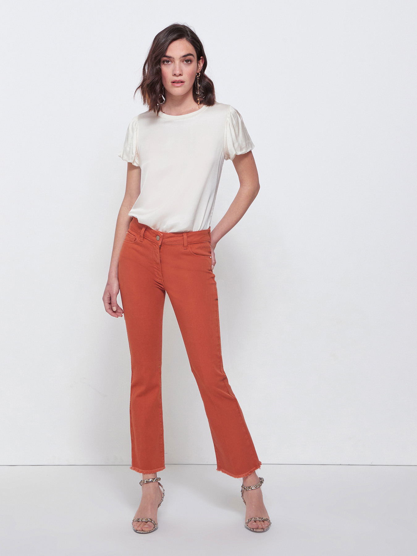 Cropped flare jeans, Various colors, Collection 2021