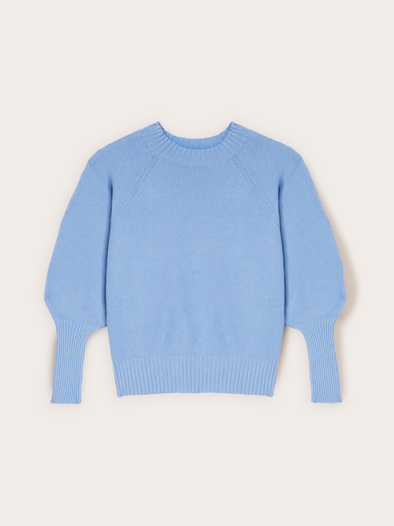 Sweater with voluminous sleeves