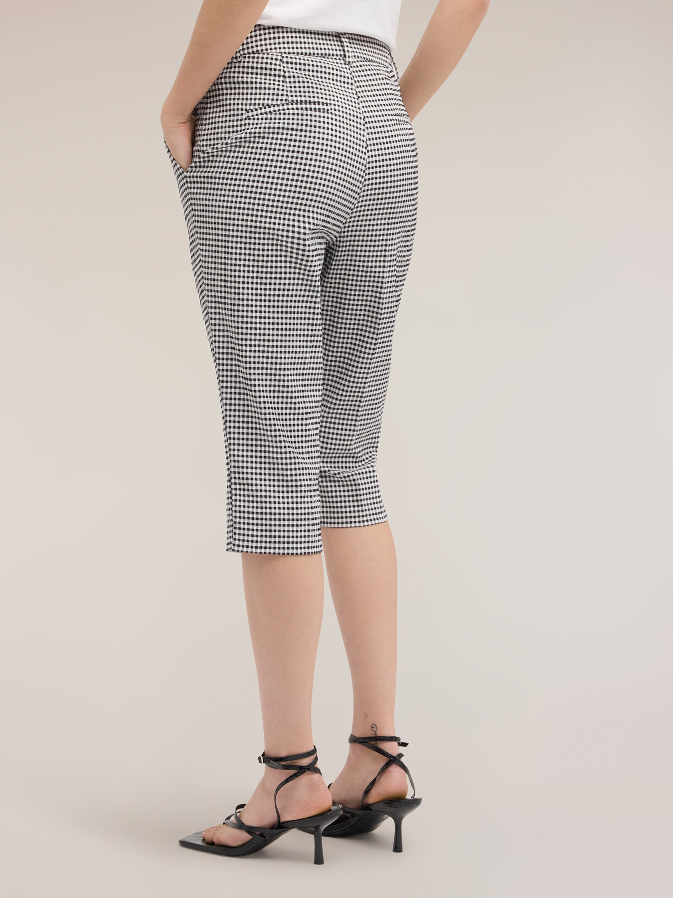 Capri-Hose mit Vichy-Muster image number 1