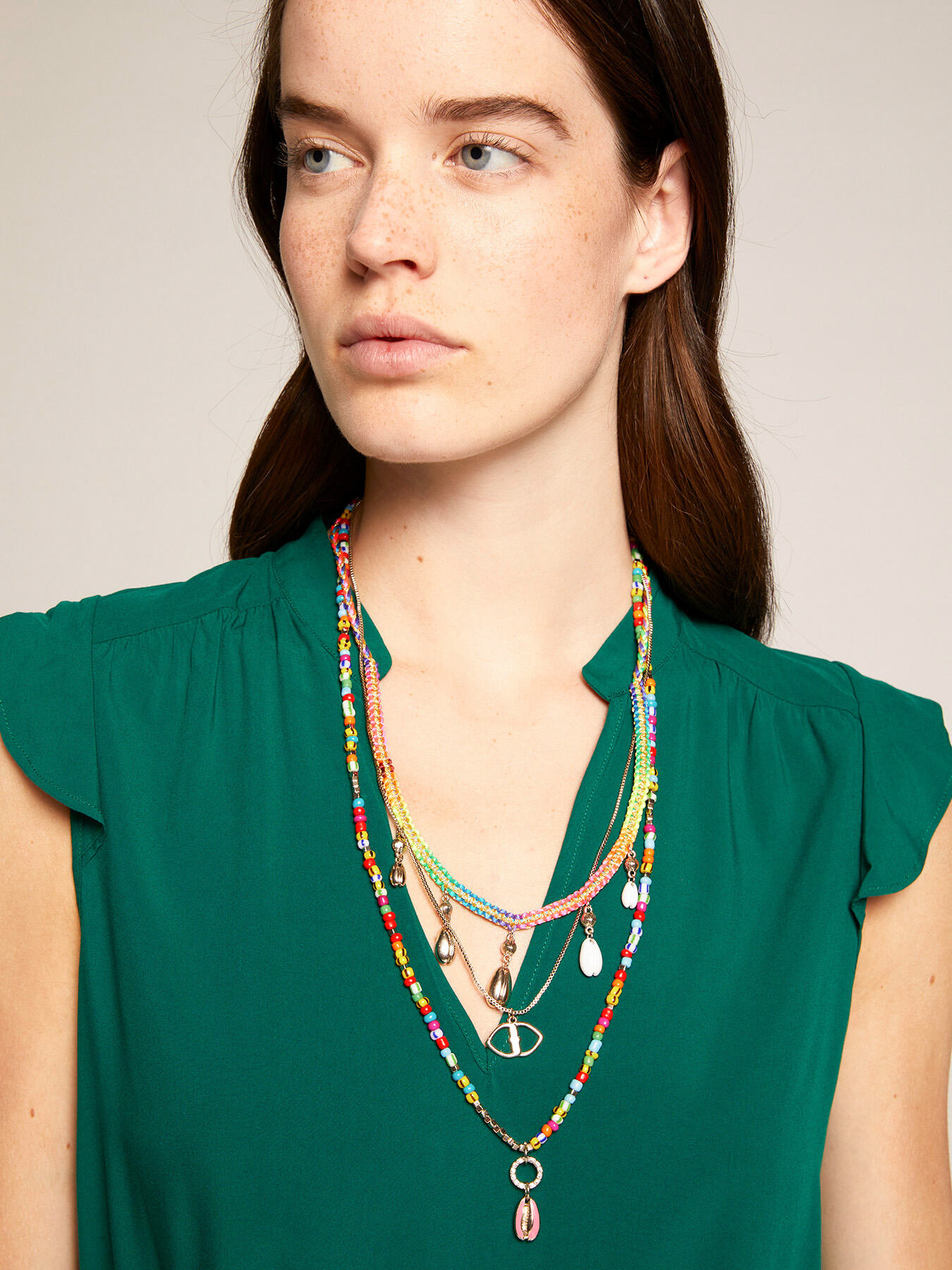 Collana multifilo con charms image number 2