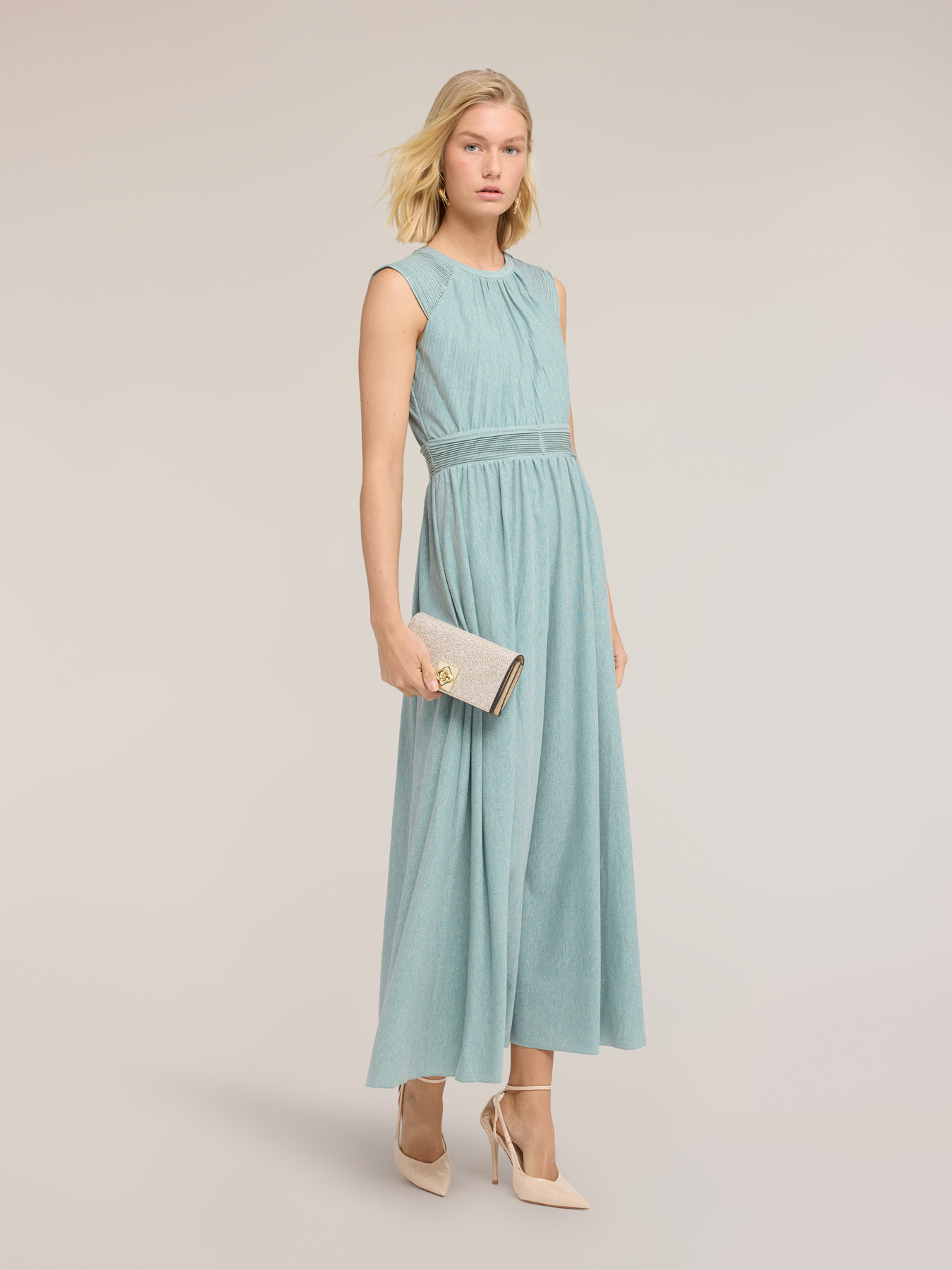 Langes Plissee-Kleid aus Lurex-Jersey image number 1