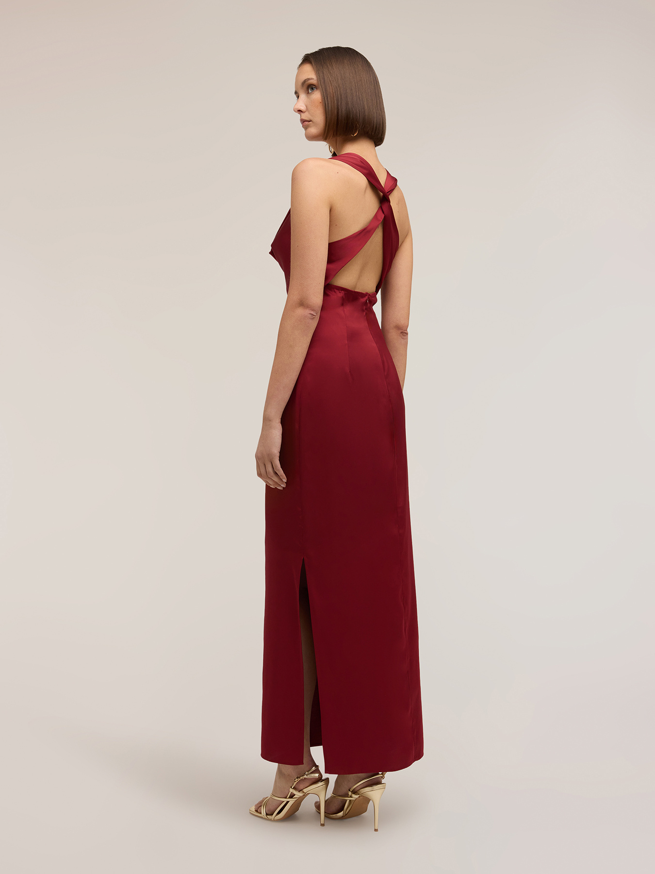 Robe longue en satin avec drap&eacute; image number 1