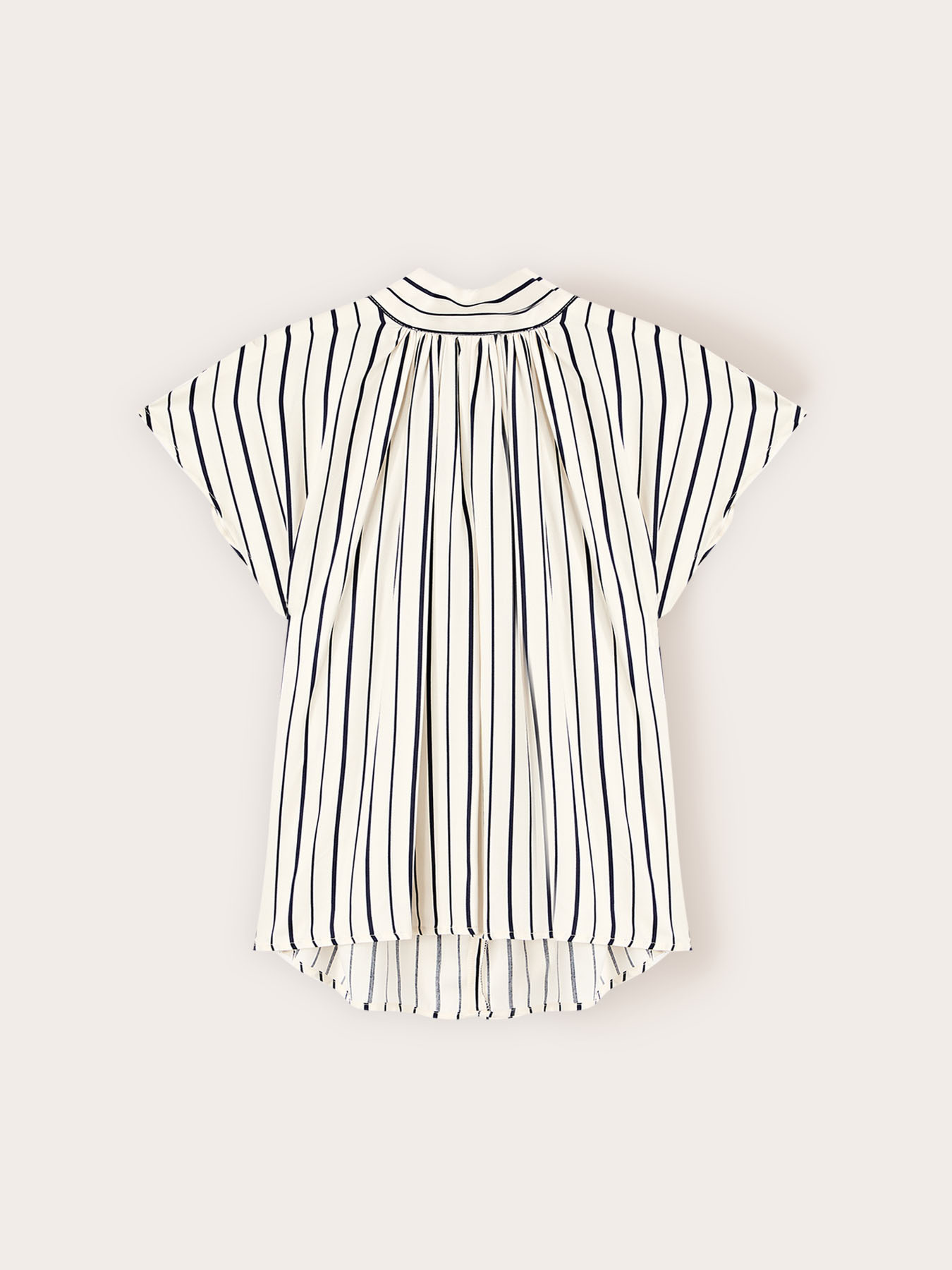 Blusa over a righe con fiocco posteriore image number 4