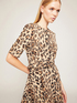 Vestito corto con cintura fantasia animalier image number 2