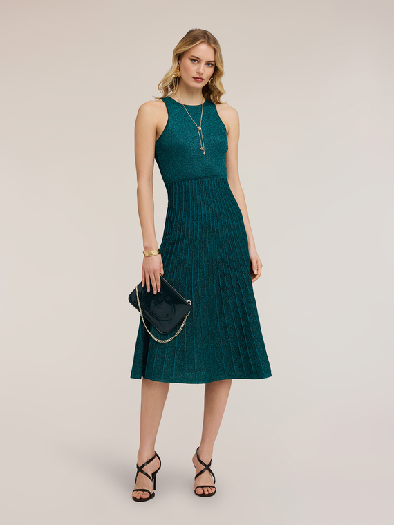 Flare pleated knit dress