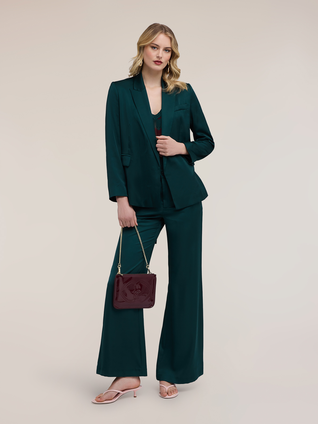Veste fluide en satin avec ceinture image number 2