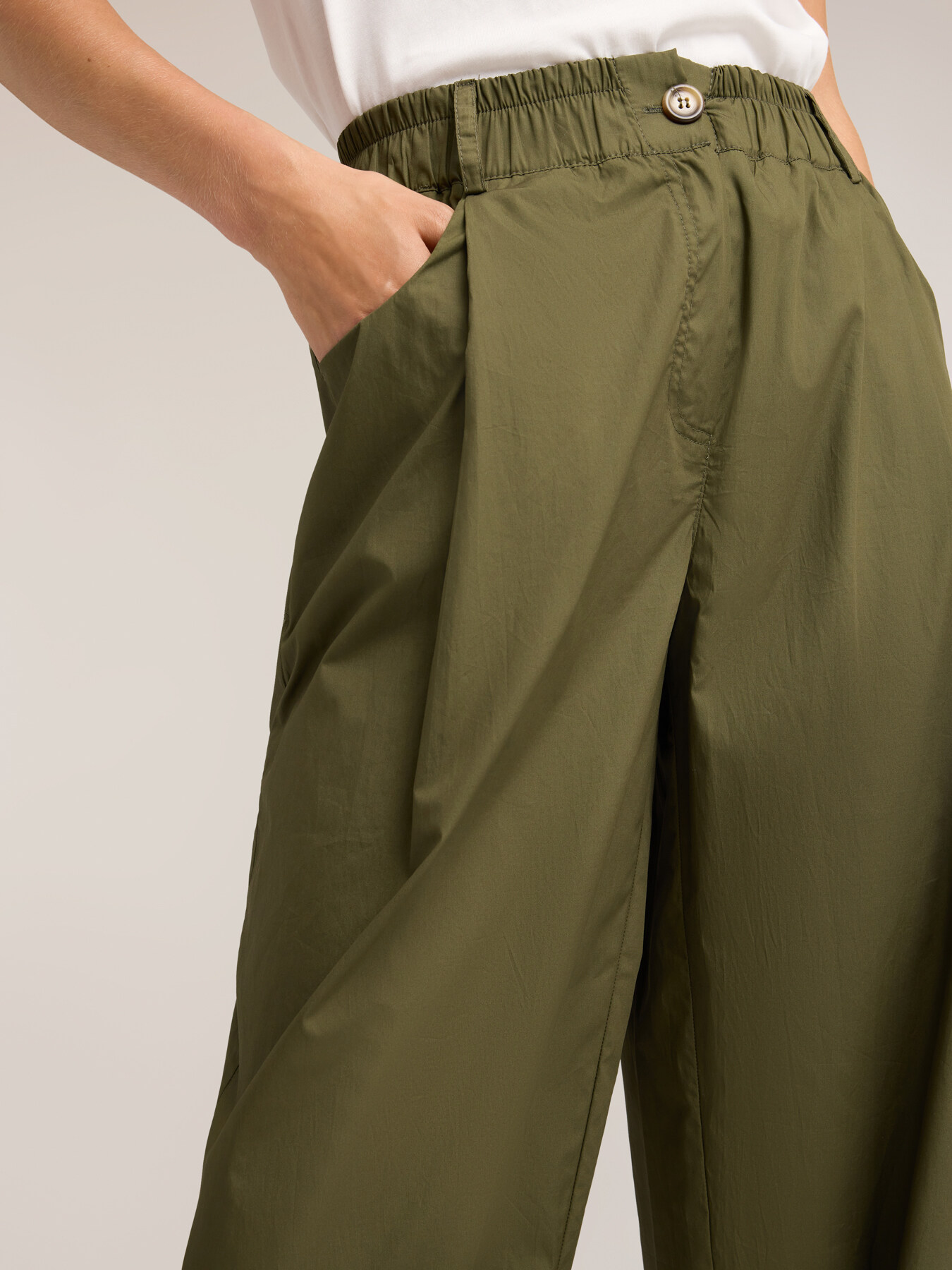 Cotton poplin cargo pants image number 3