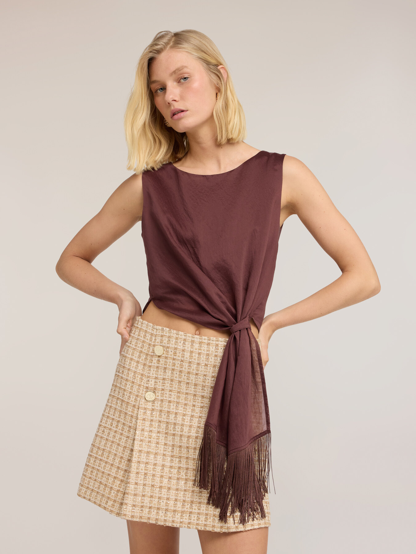 Voile top with knot and fringes image number 2