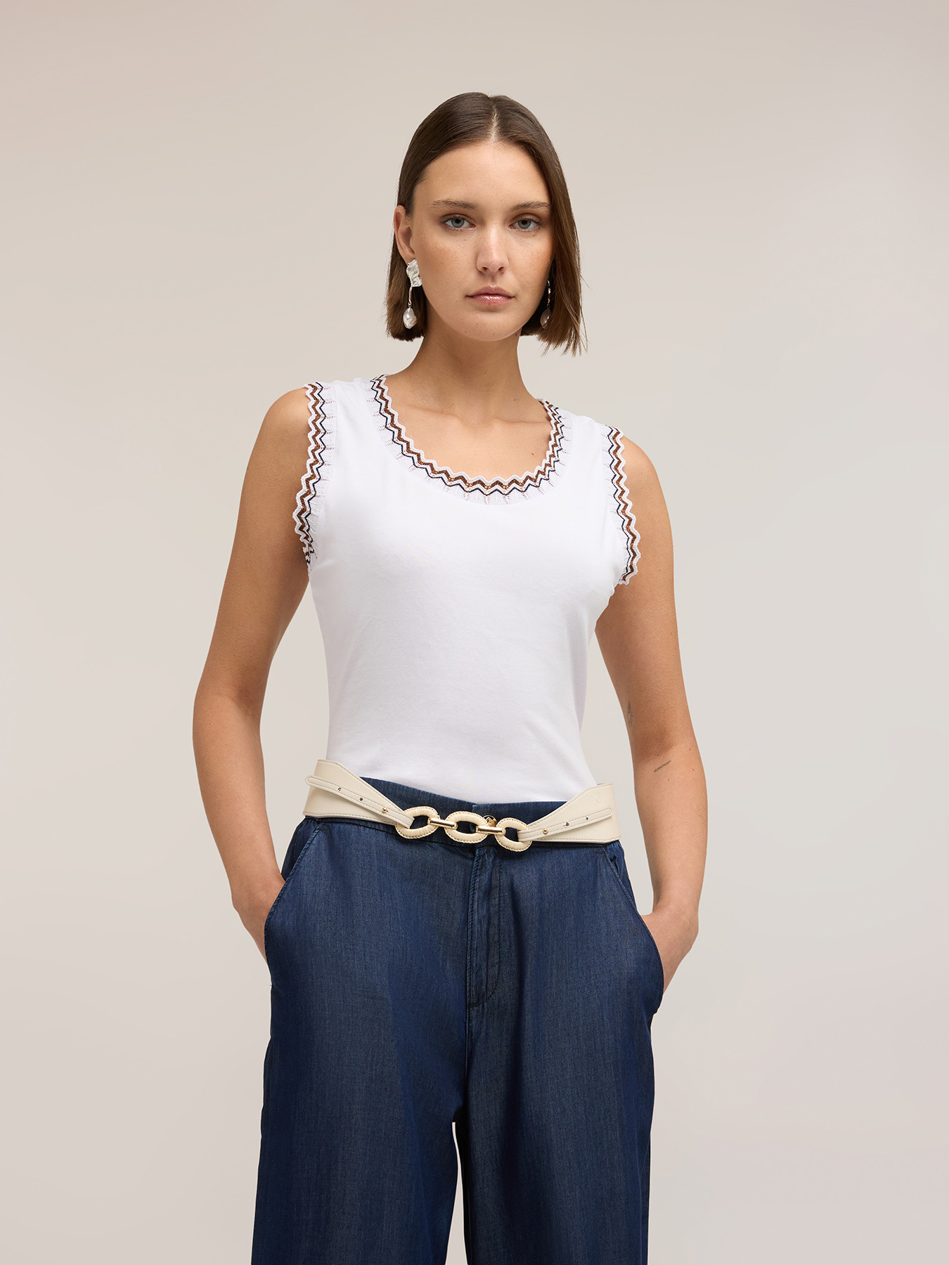 Jersey top with knit trim image number 2