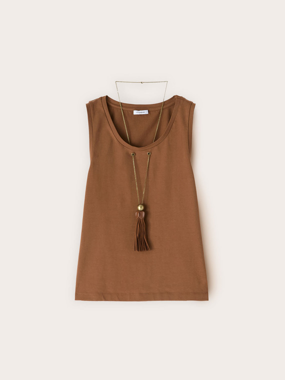 Top mit integrierter Quastenkette