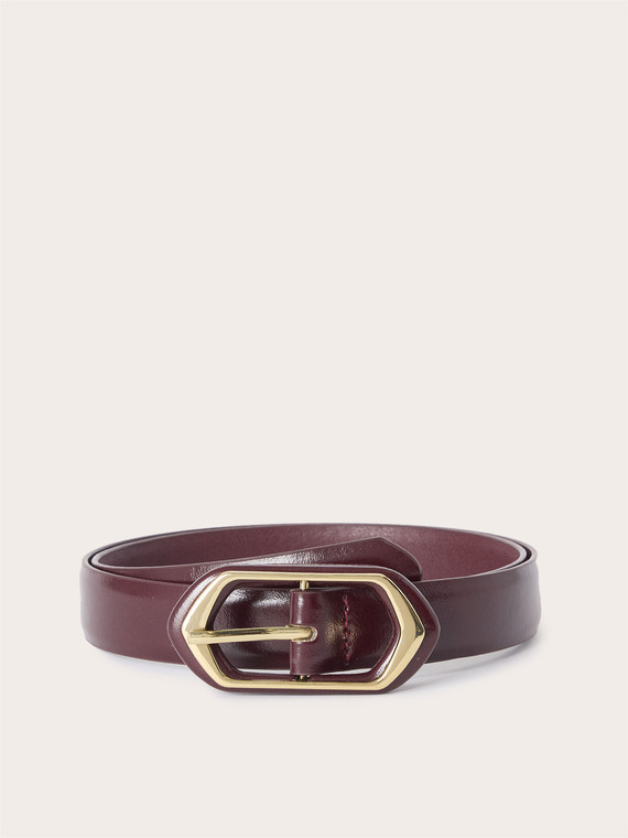 Belt with hexagonal geometric buckle