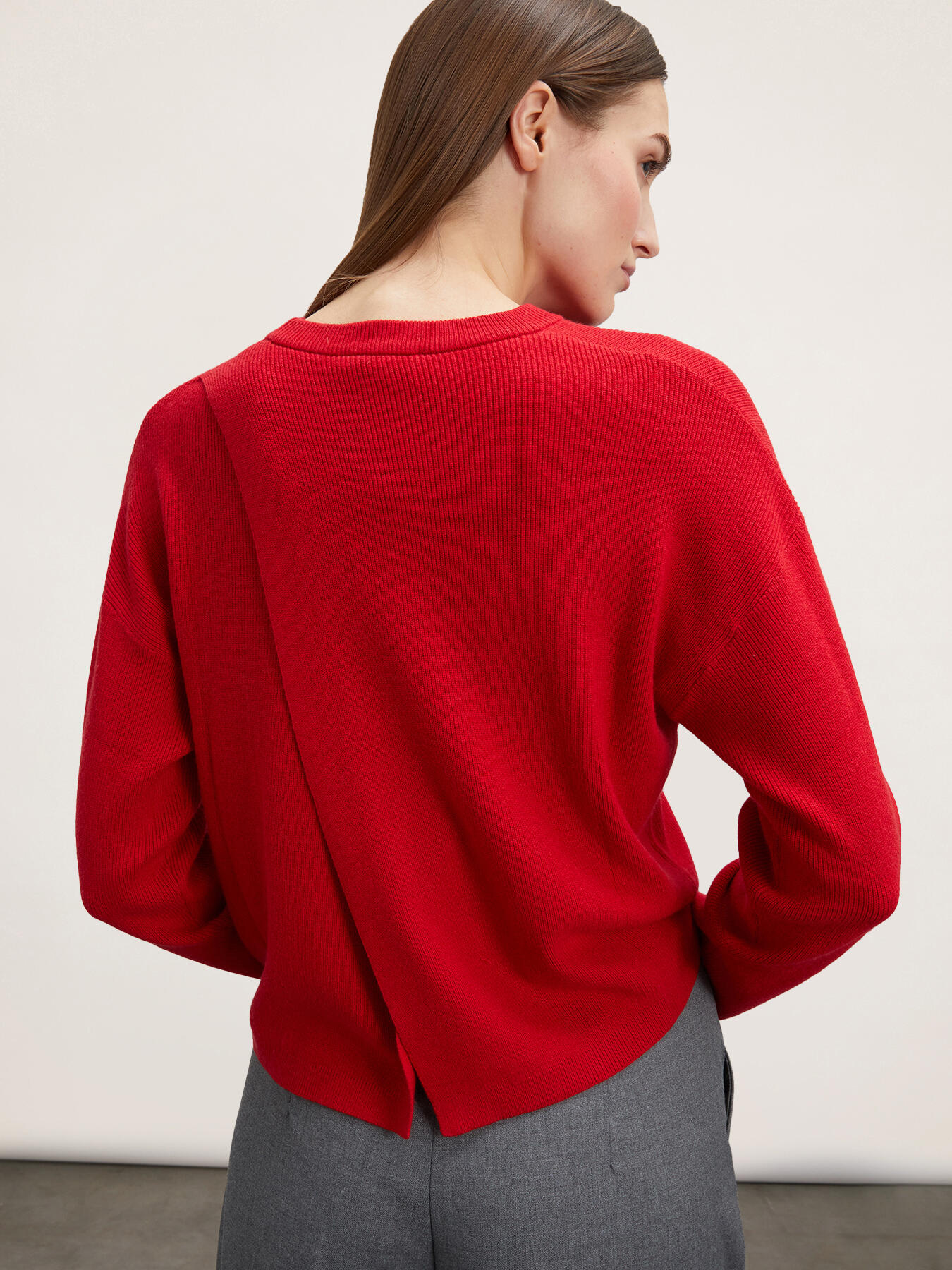 Gerippter Pullover mit &uuml;berlappendem Schlitz hinten image number 2