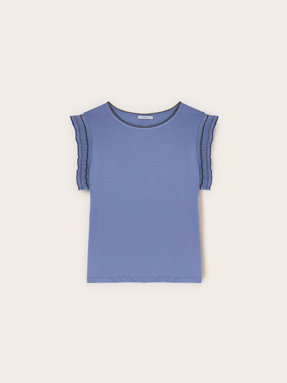 T-shirt with ruffle sleeves