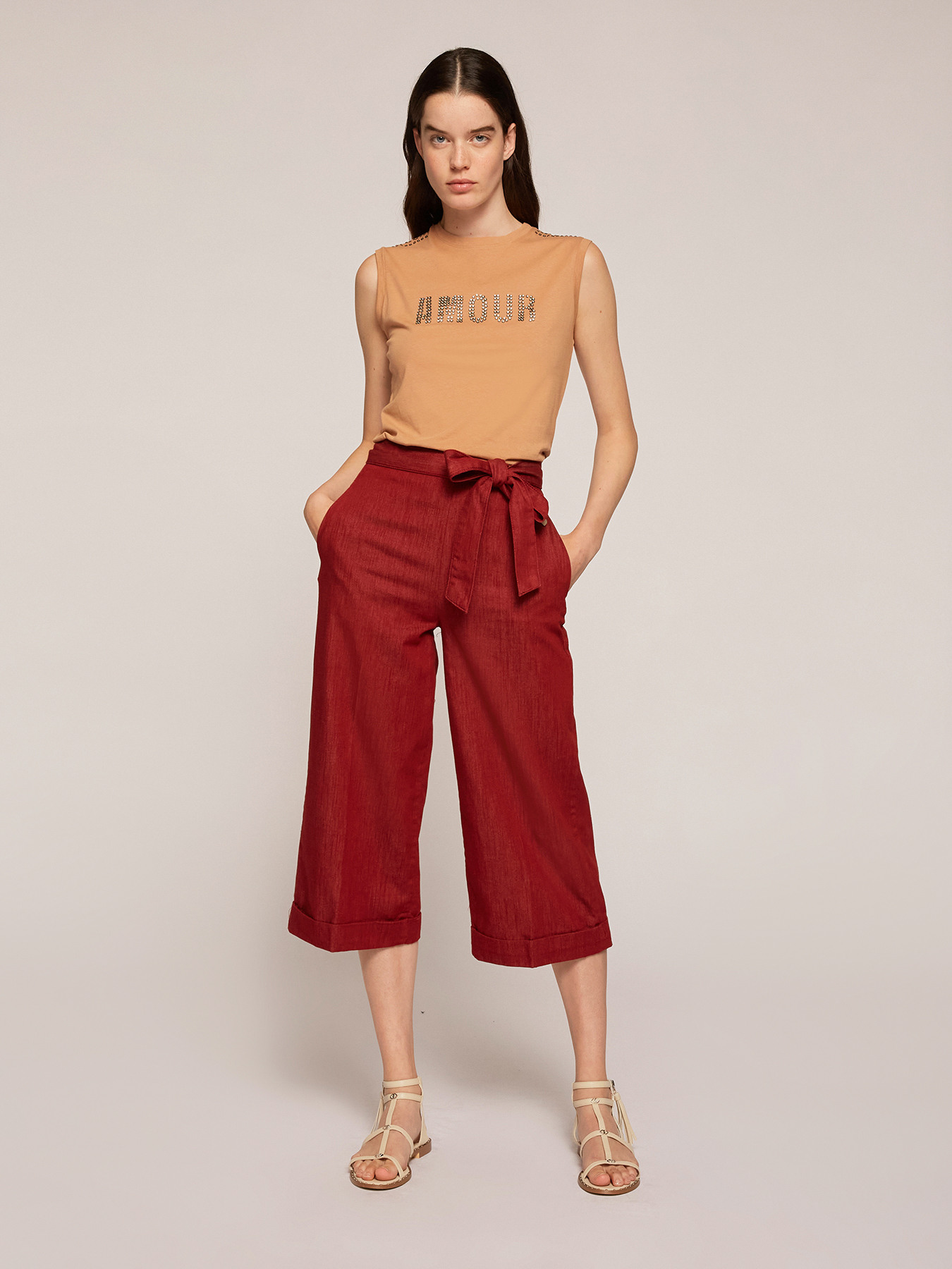 Cropped canvas trousers image number 0