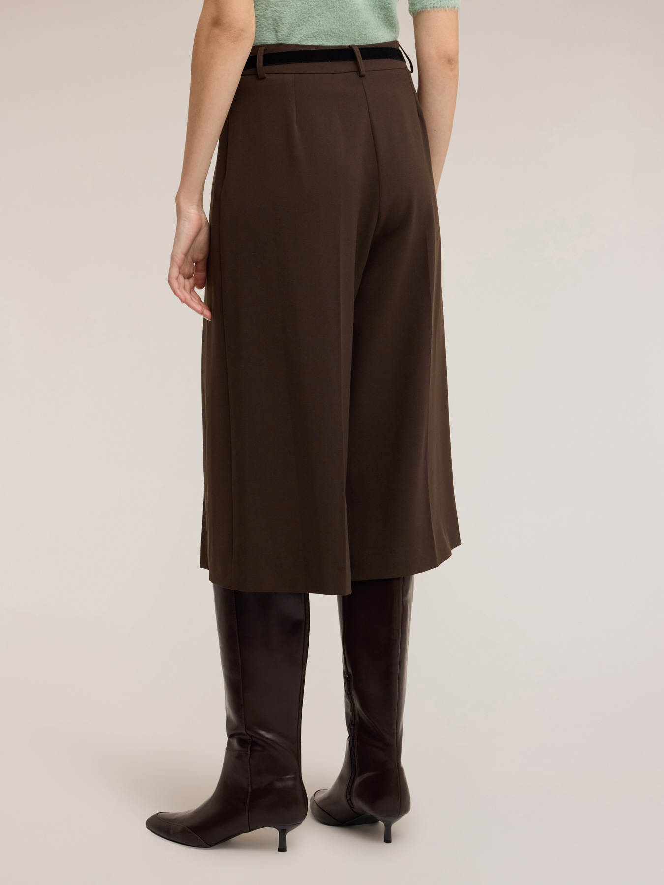 Verk&uuml;rzte Flanellhose mit Kette image number 1