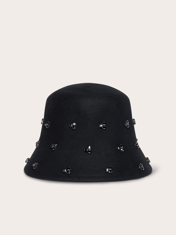 Wool bucket hat with jewels