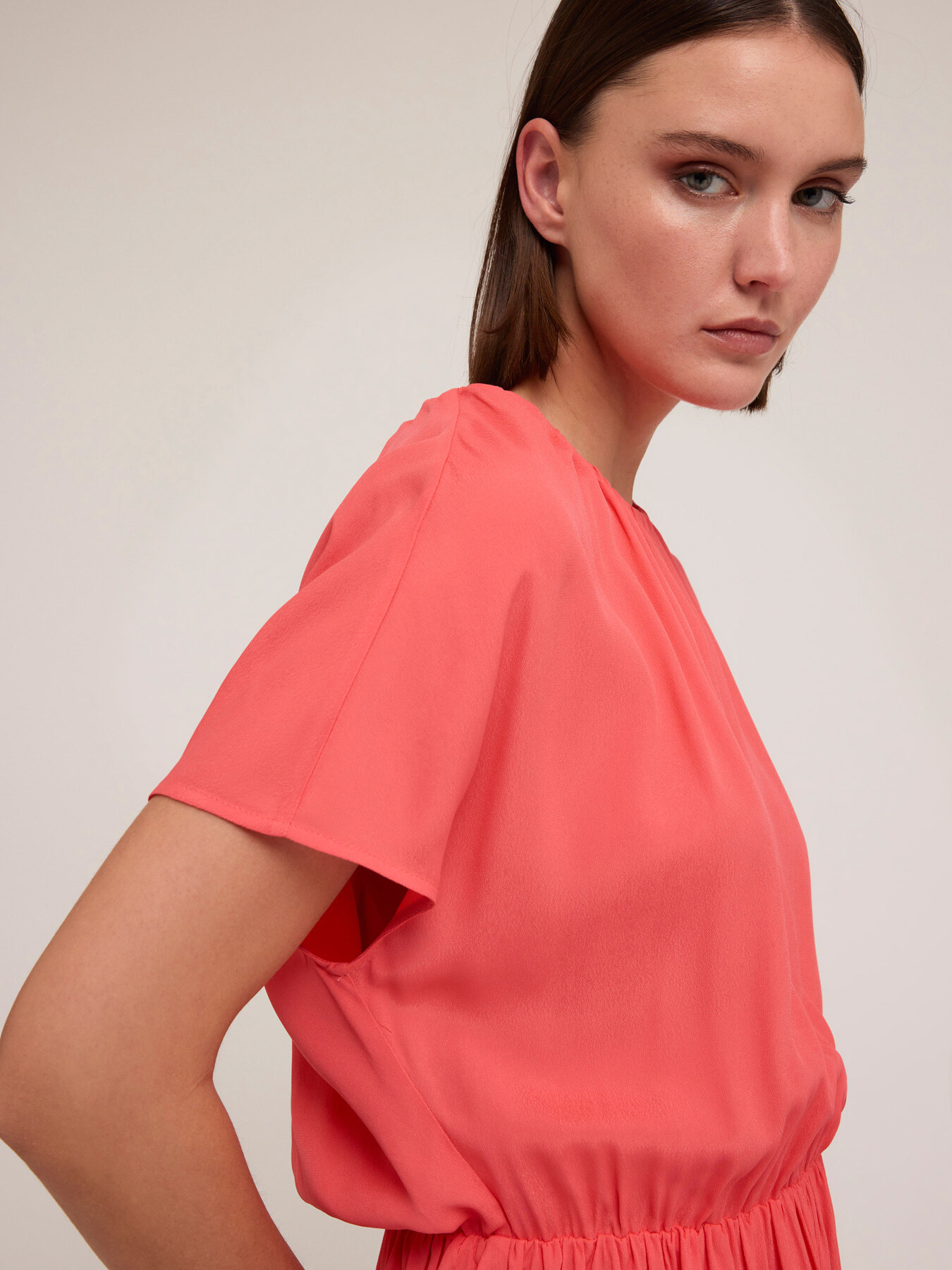 Mini dress with gathers image number 3