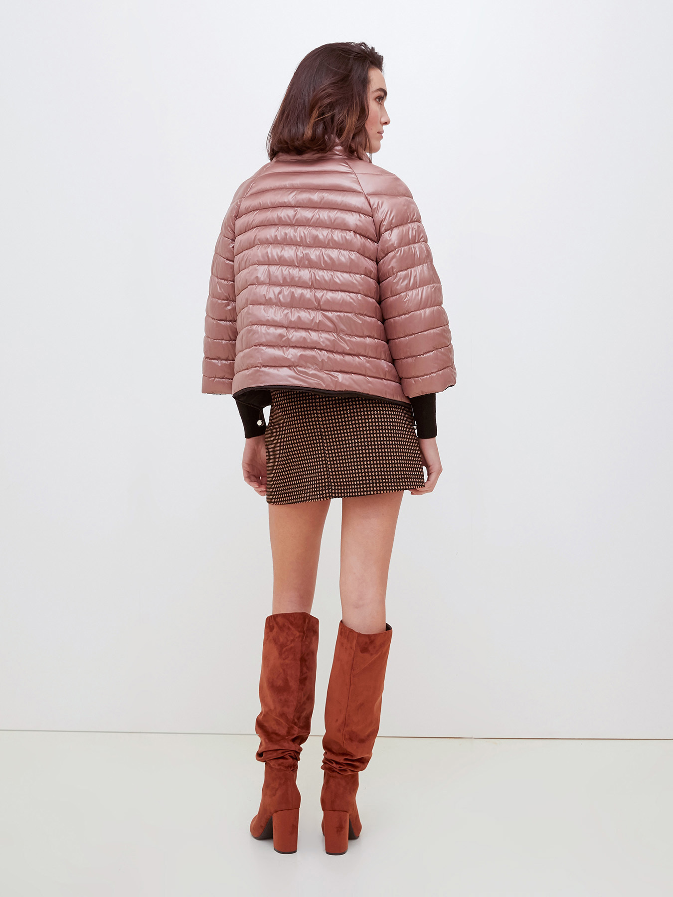 Reversible, cape model down jacket image number 2