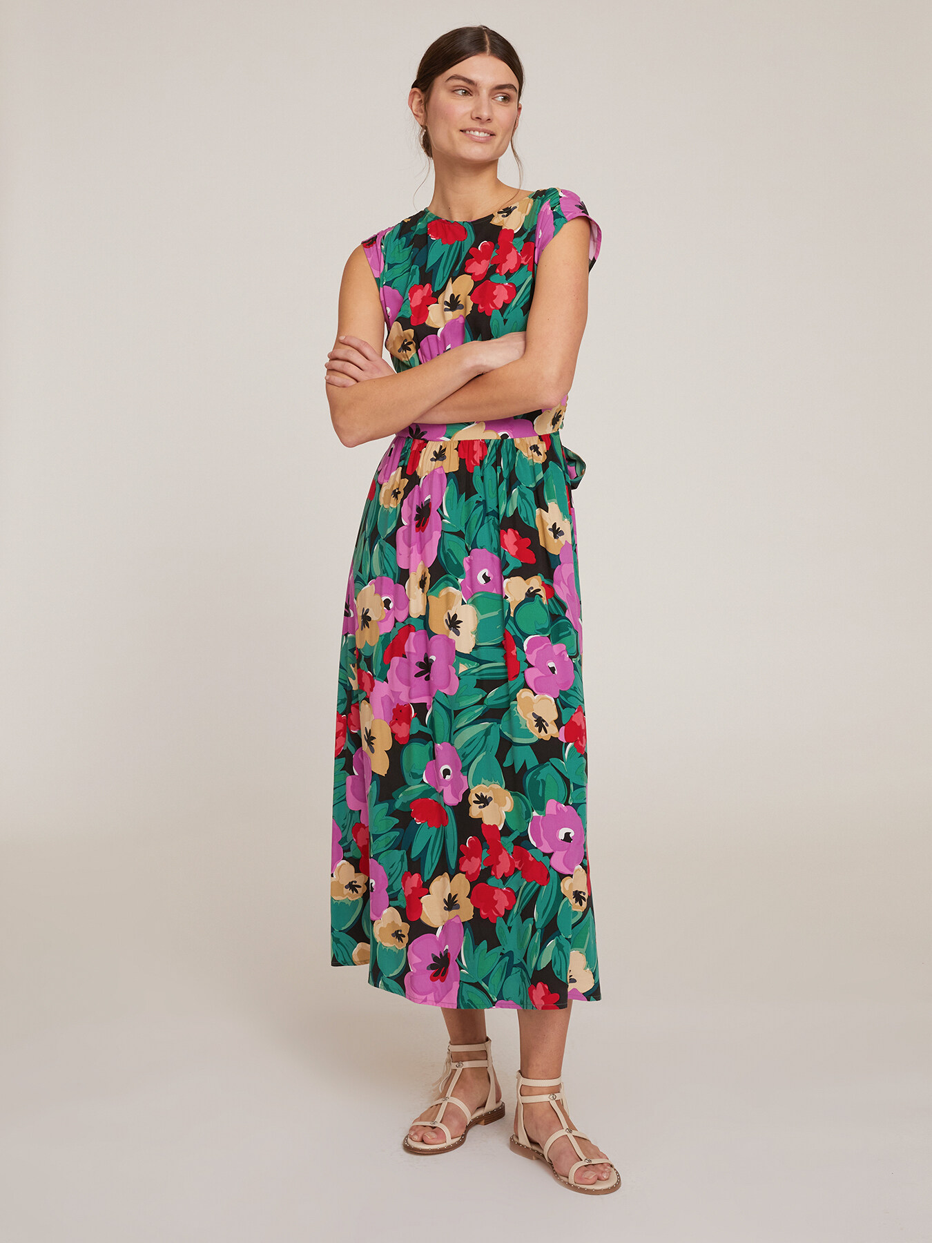 Long viscose dress with floral pattern image number 0
