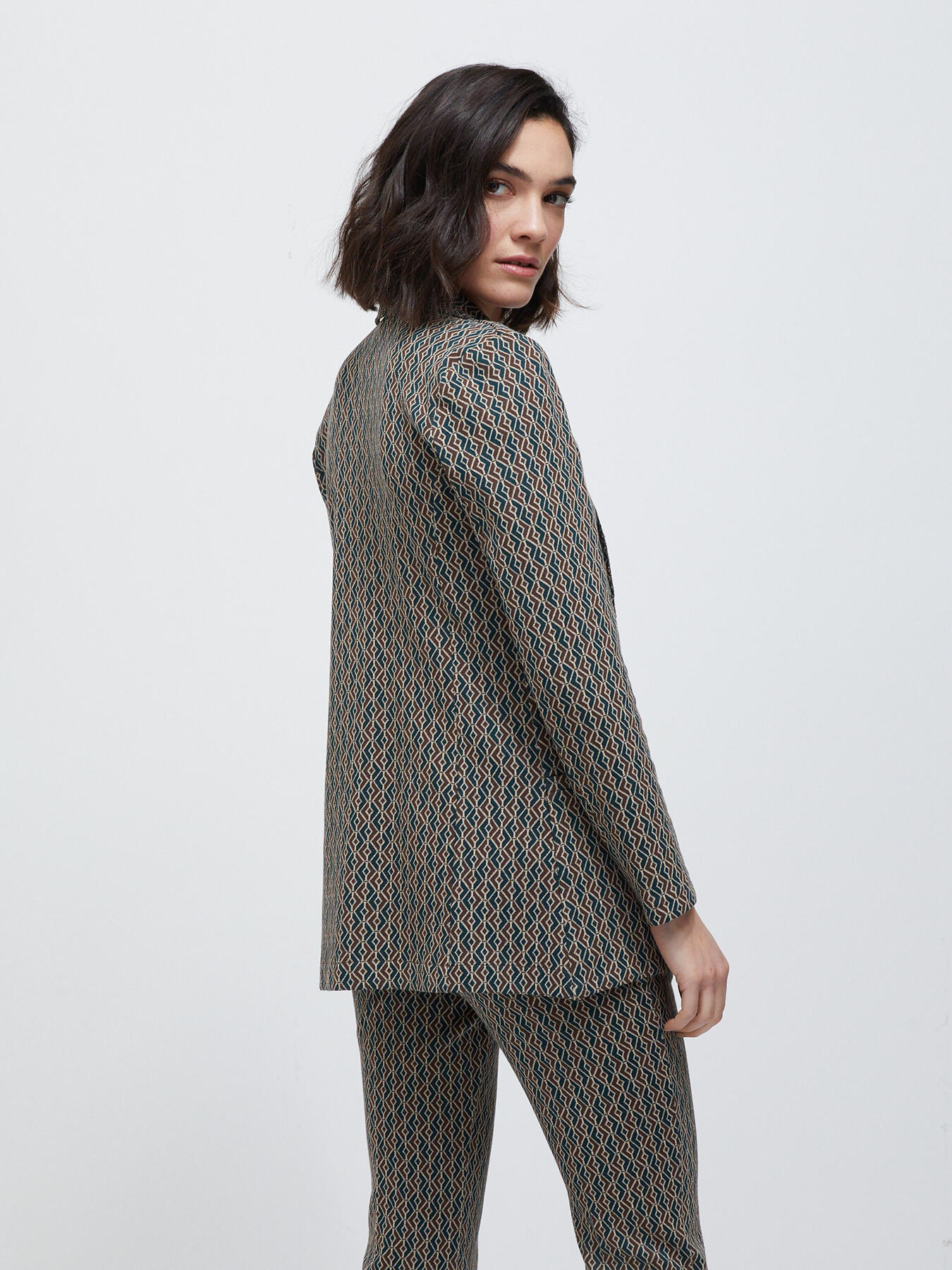 Jacquard jacket image number 1