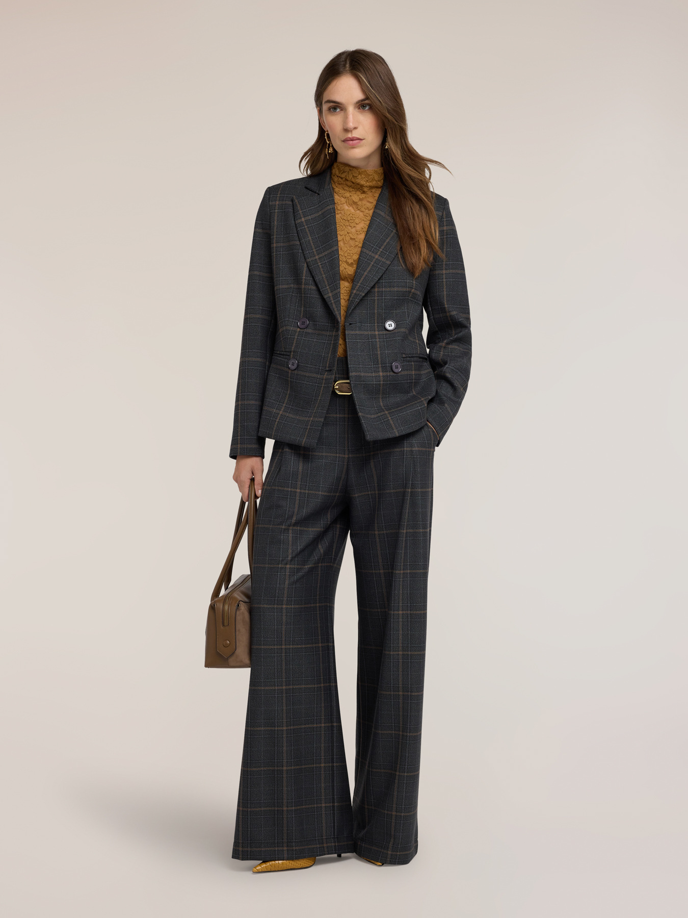 Short structured double-breasted check jacket image number 2
