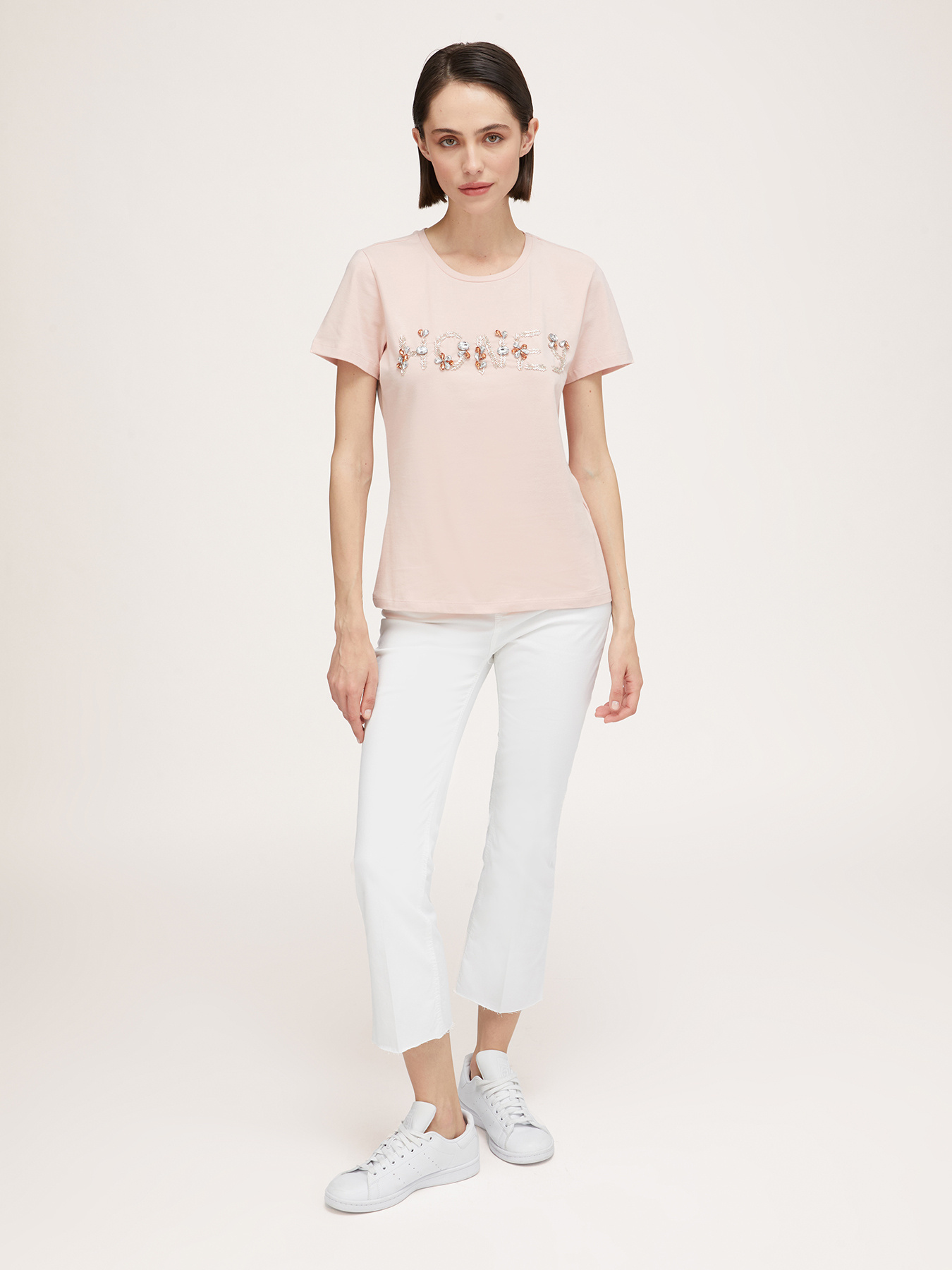 T-shirt scritta con pietre ricamate image number 3