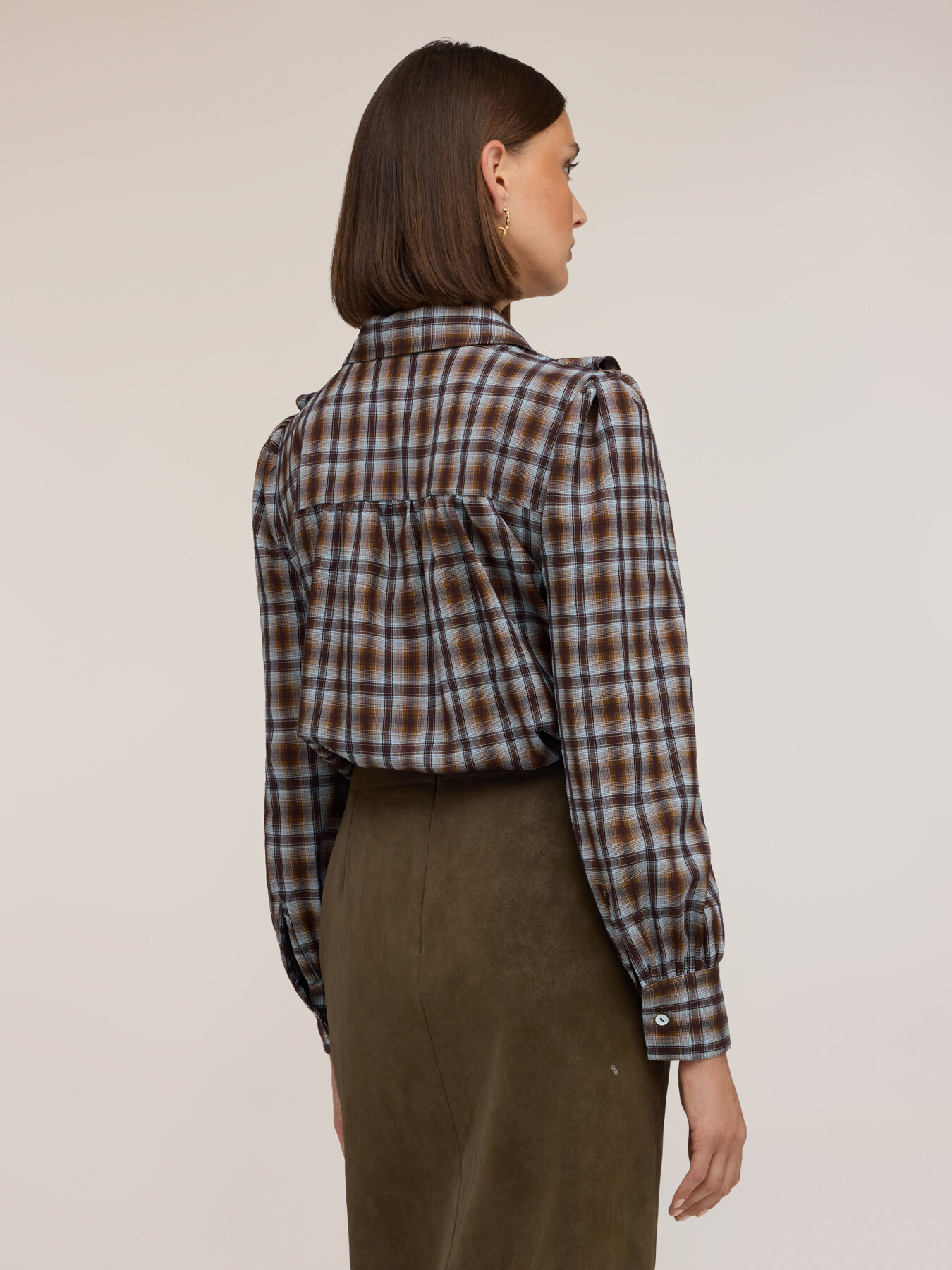 Check-print shirt with ruffle image number 1
