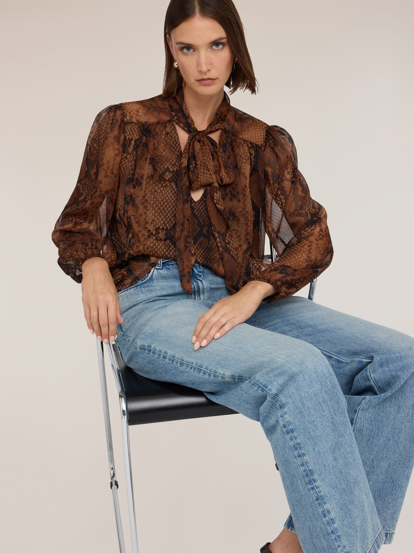 Animal print georgette blouse with bow image number 3