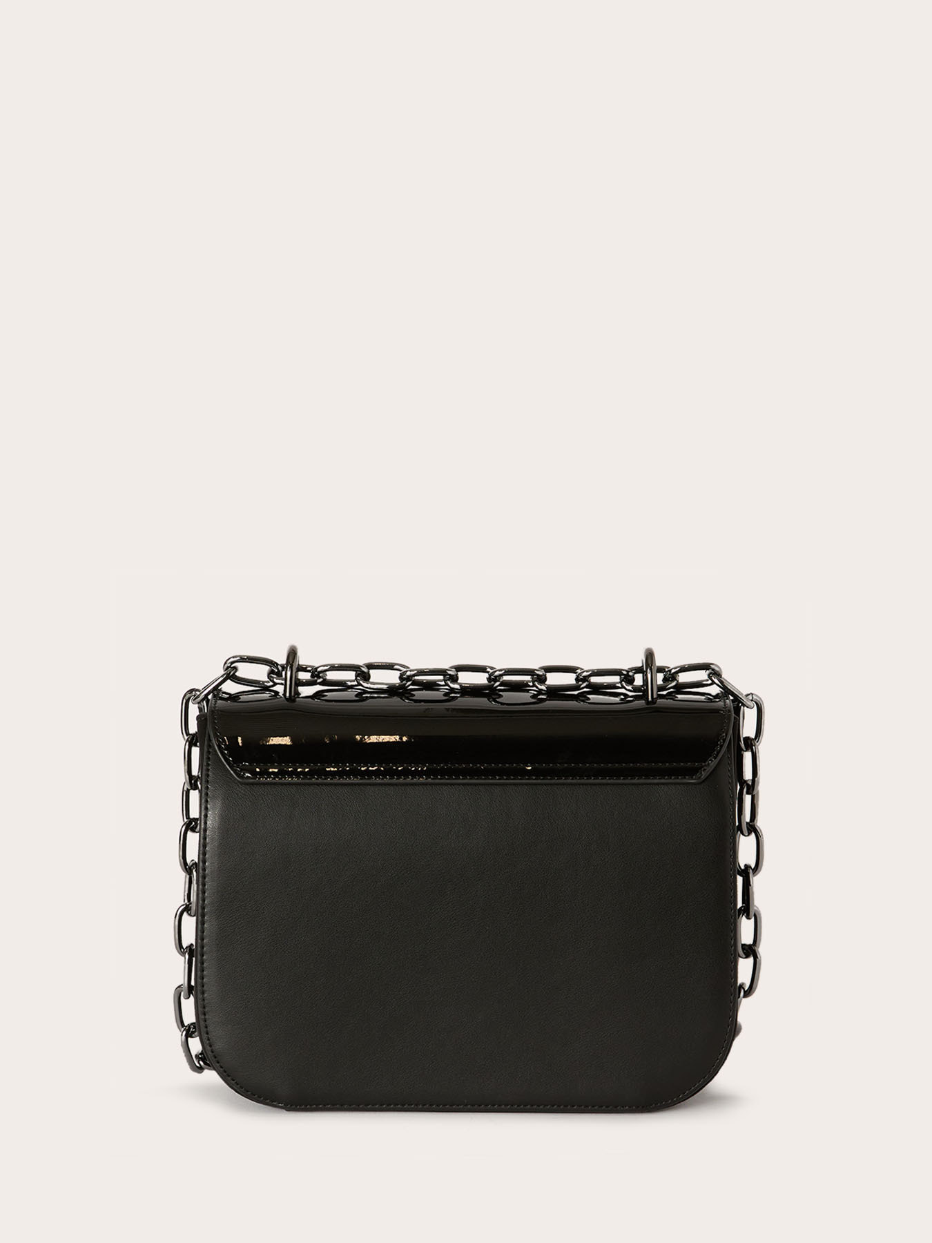 Mittelgro&szlig;e Tasche aus beschichtetem Stoff und Lackleder image number 2