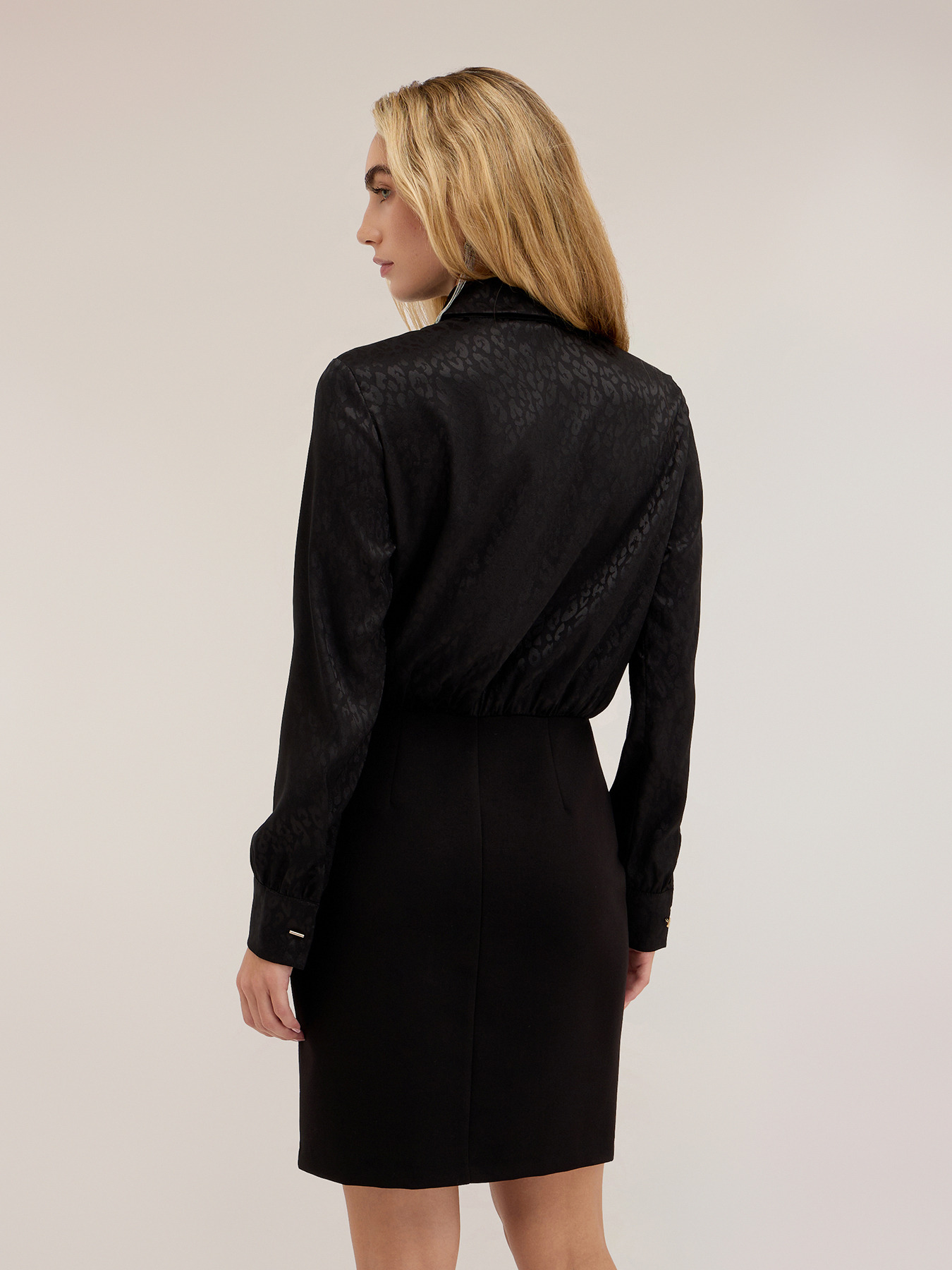 Short shirt dress with jacquard print image number 1