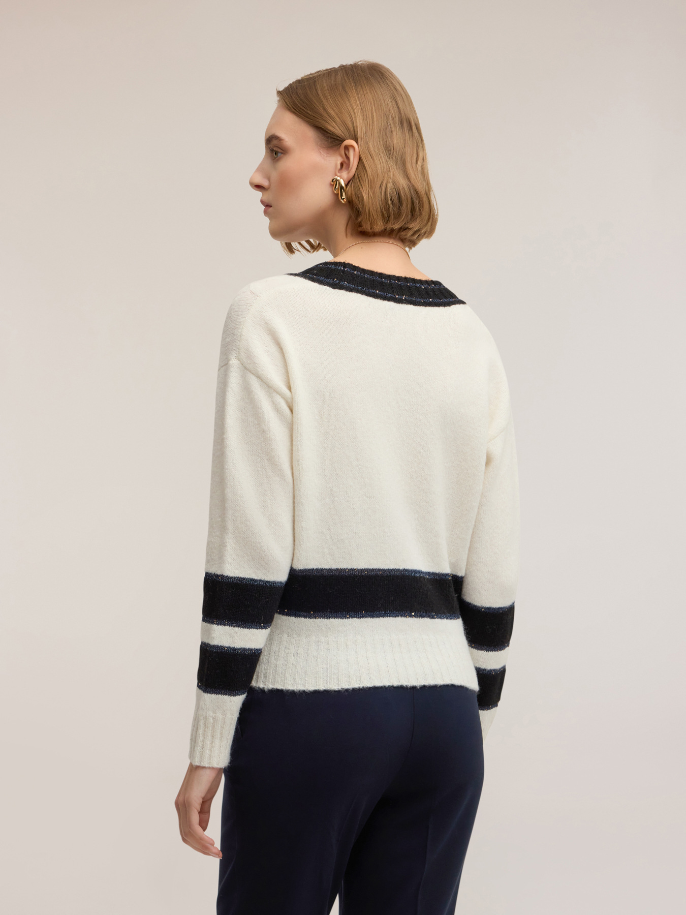 Sequined knit cardigan image number 2