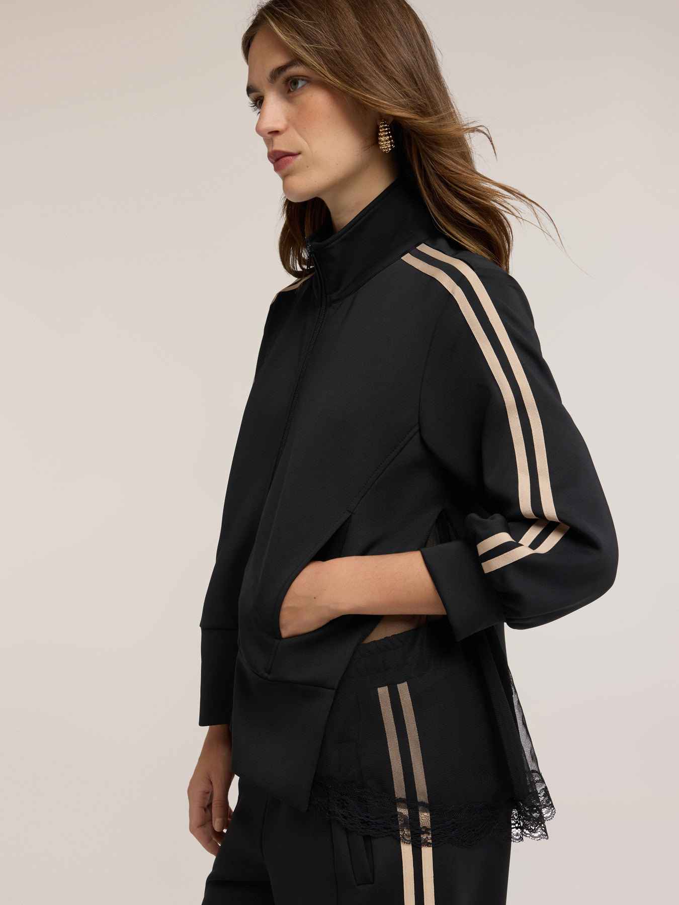Oversized sweatshirt with zip and lace insert image number 3