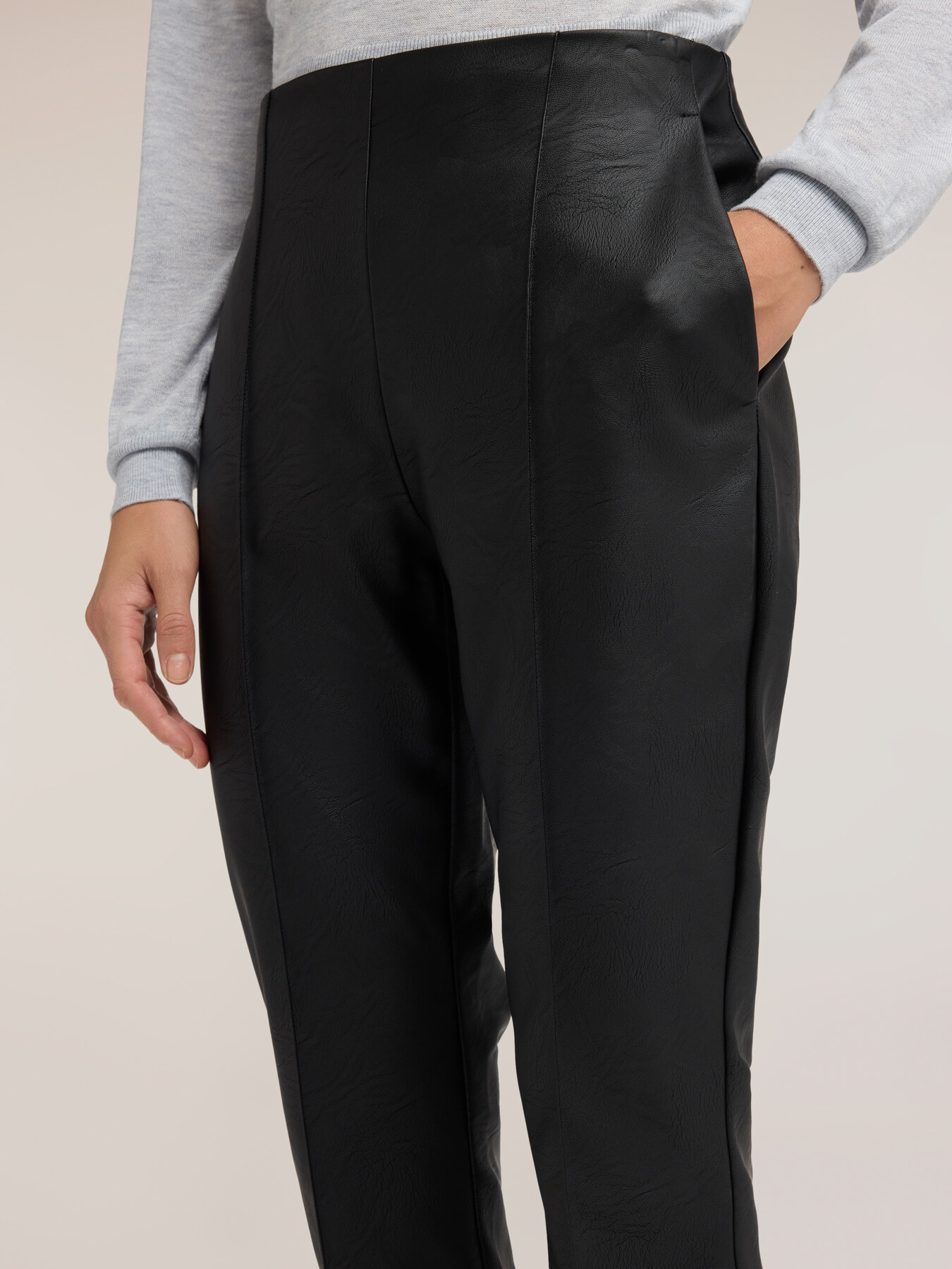 Pantalon kick flare nervur&eacute; image number 3