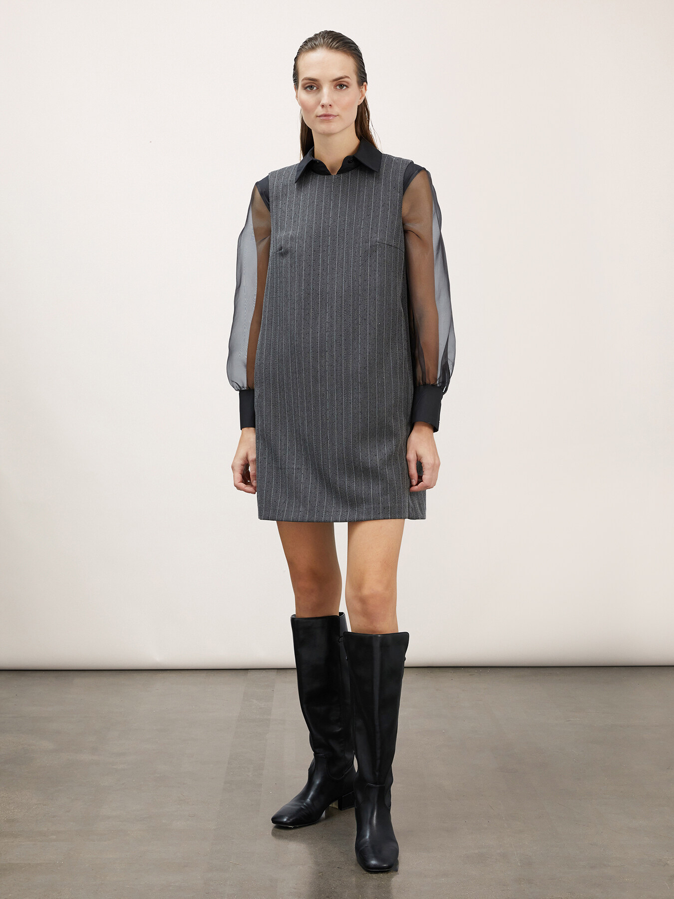 Rochie tip creion cu dungi subțiri cu cristale image number 2