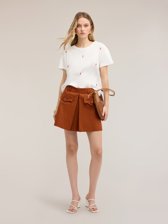 Jersey T-shirt with embroidery