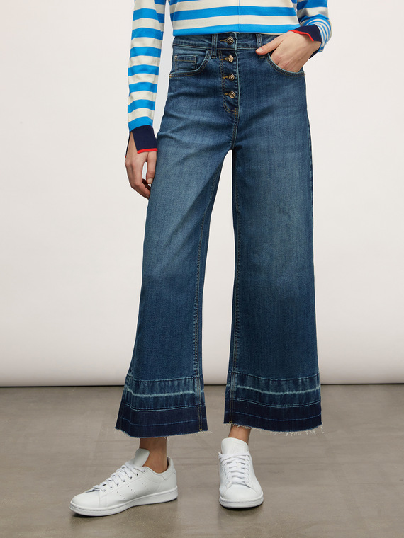 Hem feature cropped wide-leg jeans