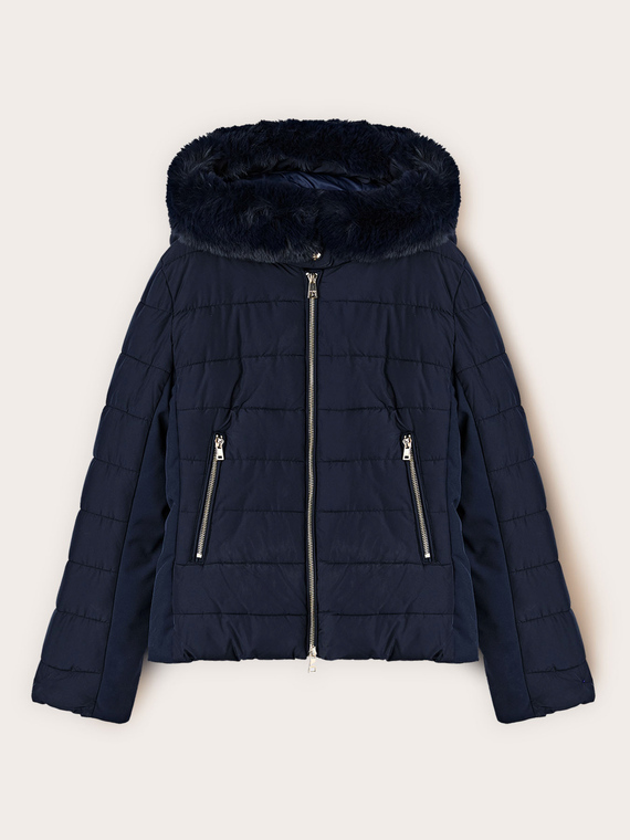 Short hooded down jacket