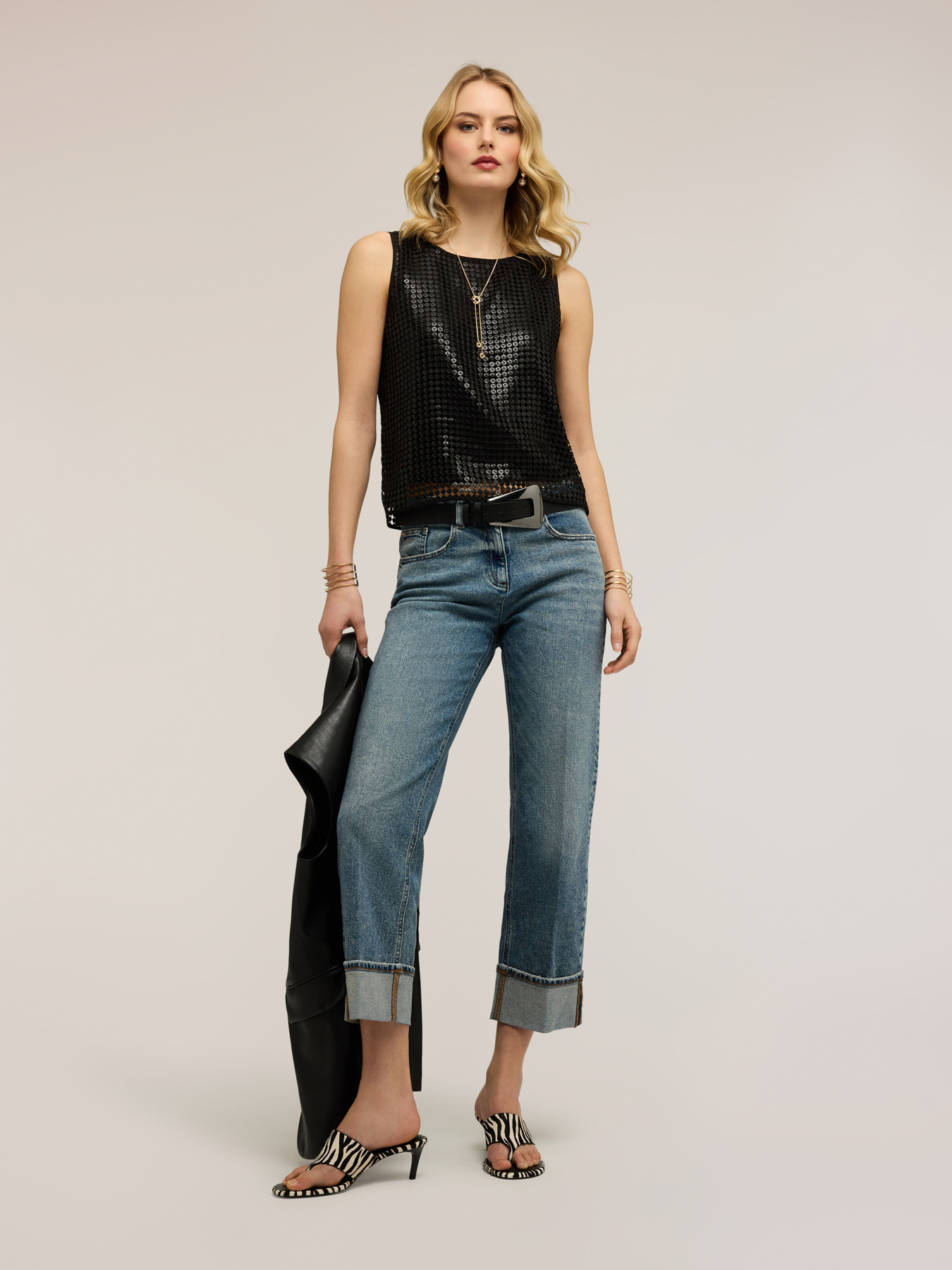 Regular jeans with rolled hem image number 0
