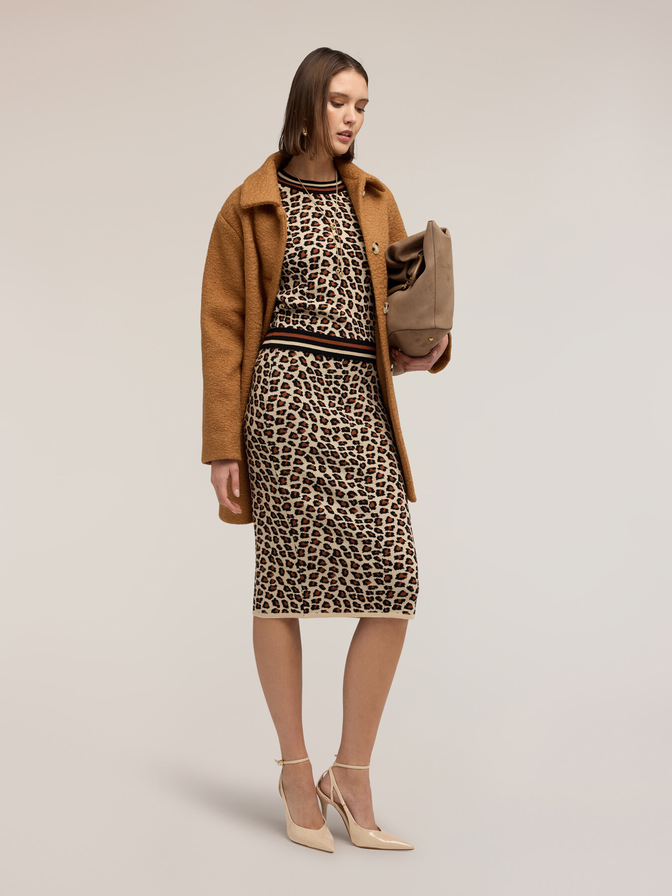 Falda tubo de punto con estampado animal image number 2